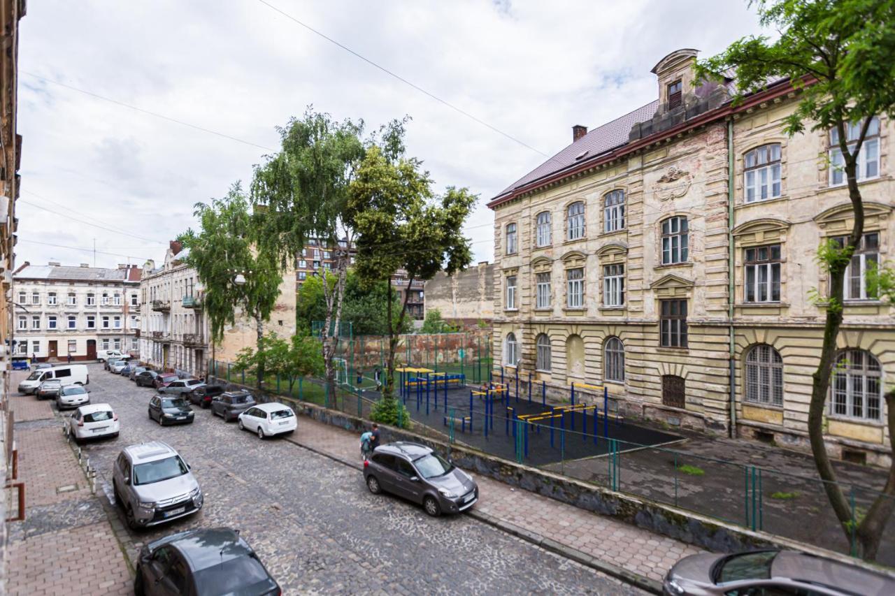 Сучасна Квартира У Львові Вулиця Дарії Гусяк 9 Esterno foto